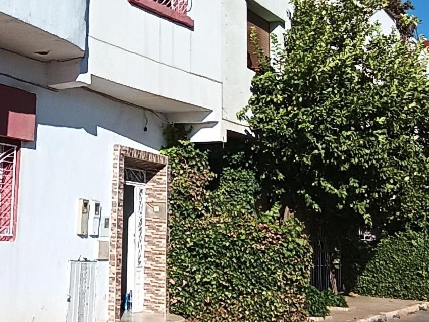 Appartement Meuble A Louer 梅克内斯 外观 照片